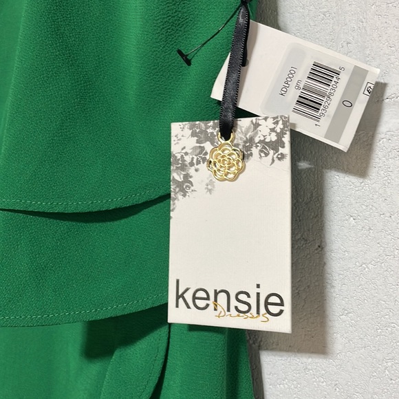 NWT (0) kensie dresses bold emerald green gold hardware choker halter flounce - Picture 3 of 12